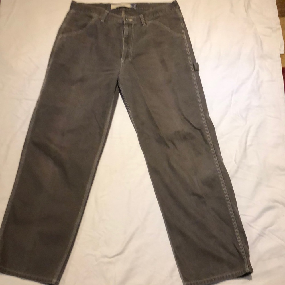 Gap carpenter pant. 38x34 moss green.  Good condition. Small stain pictured